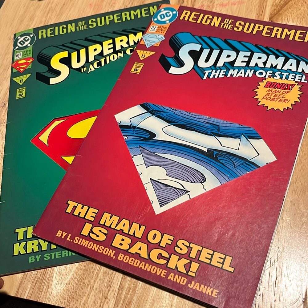 DC Comics Superman Action Comics Duo Set